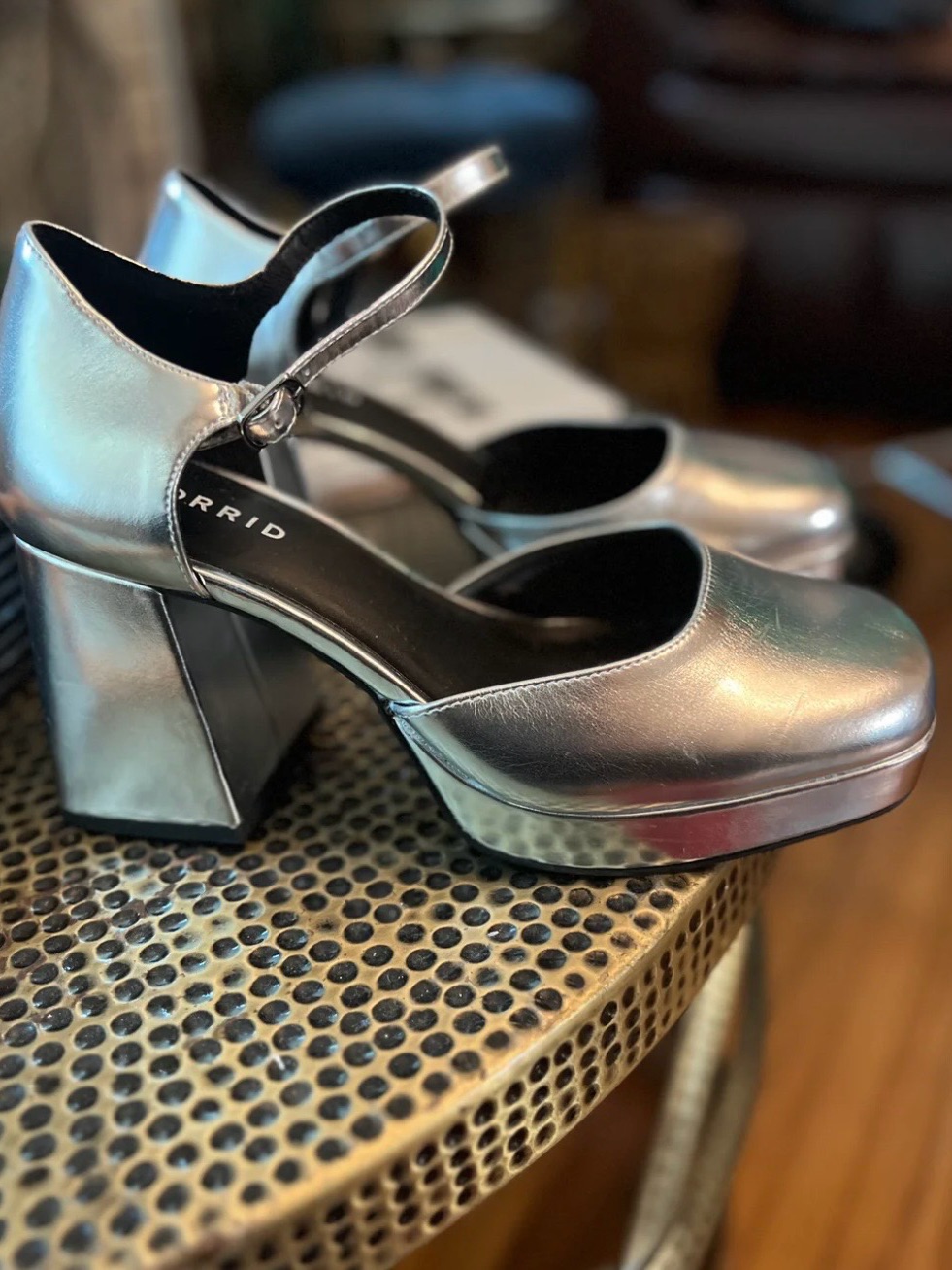 Wojas Distressed Silver Leather Ankle-Strap Block Heel Pumps - Women Sz.9.5